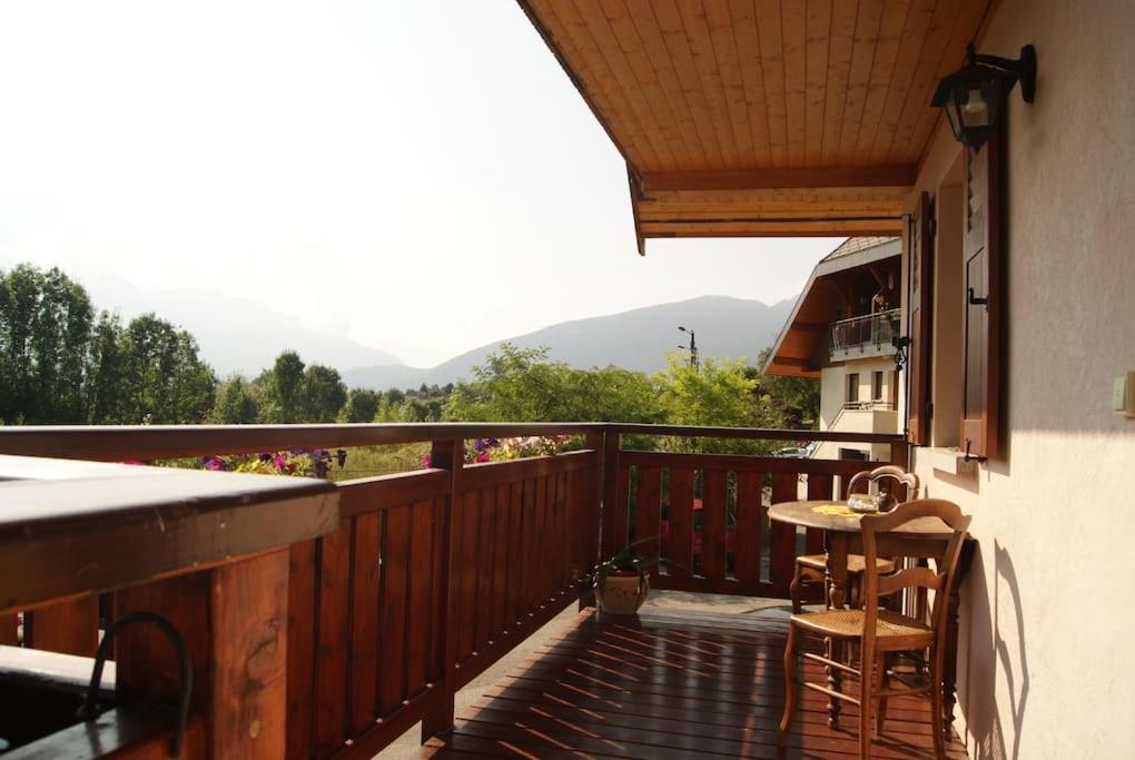 B&B Le Sourire Du Lac Sévrier Exterior foto